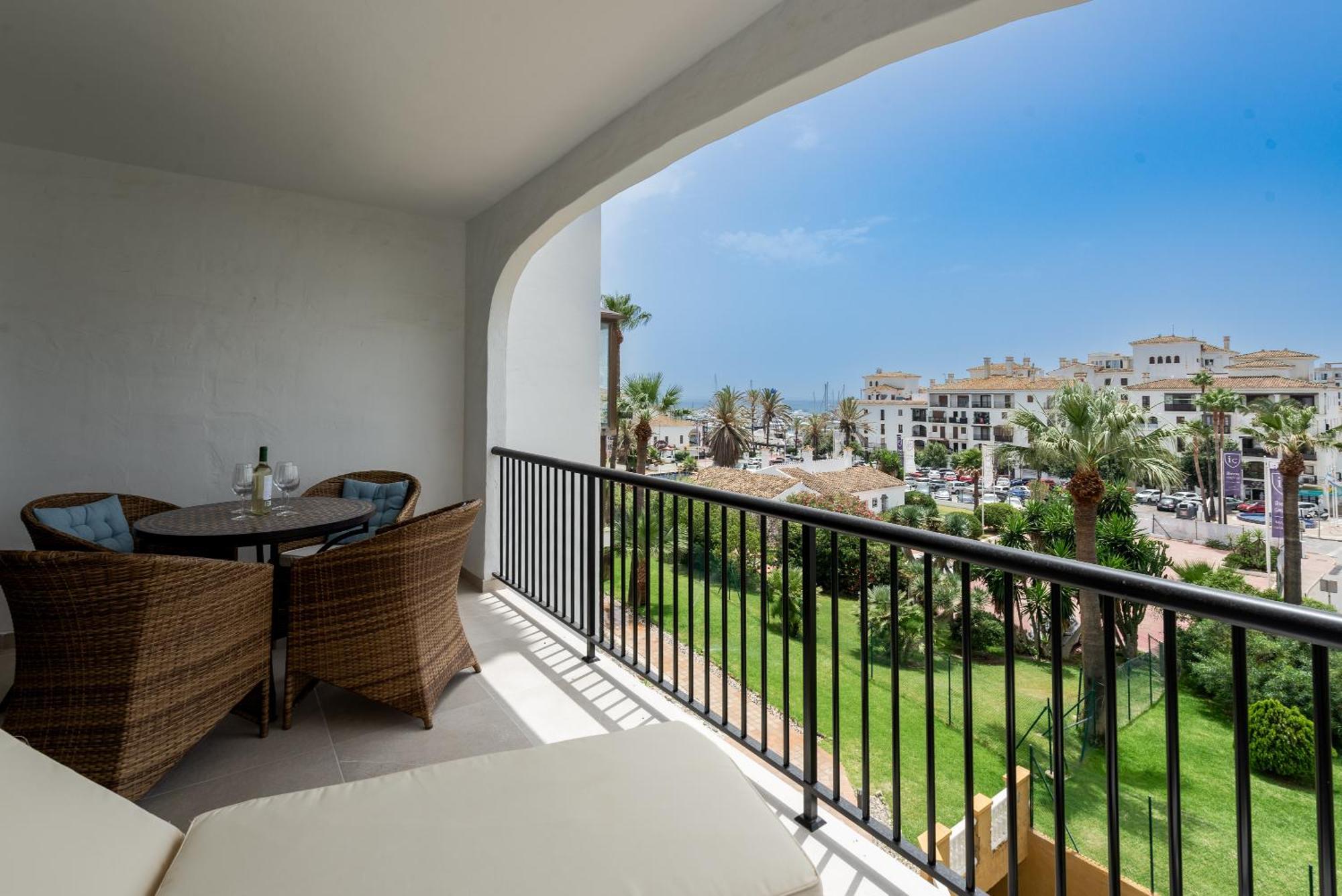 Duquesa Port Retreat Apartment Manilva Luaran gambar