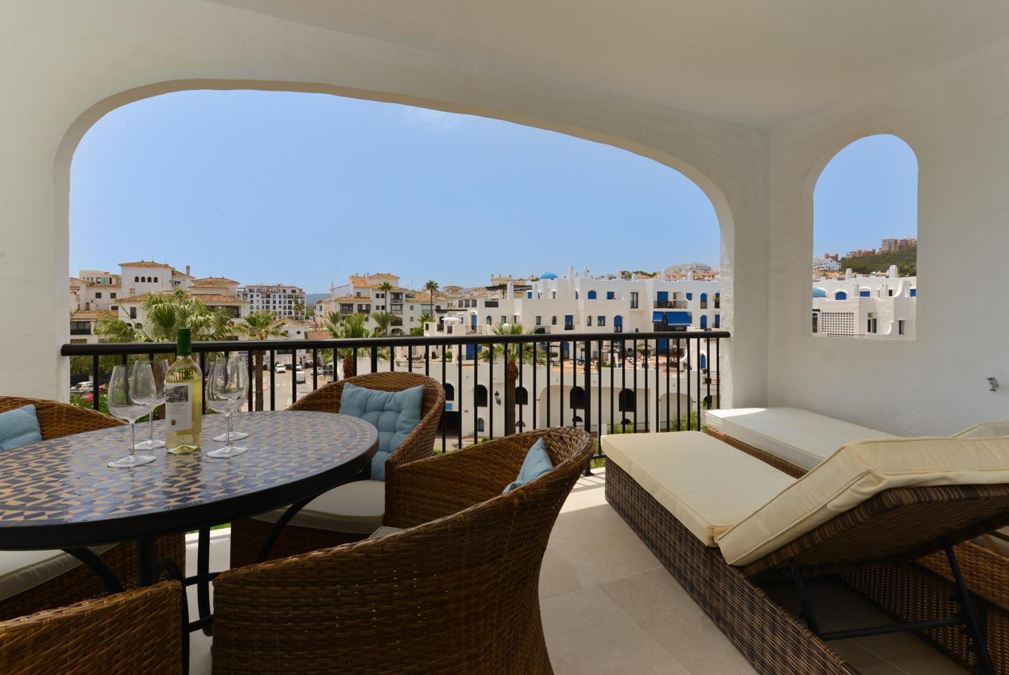 Duquesa Port Retreat Apartment Manilva Luaran gambar
