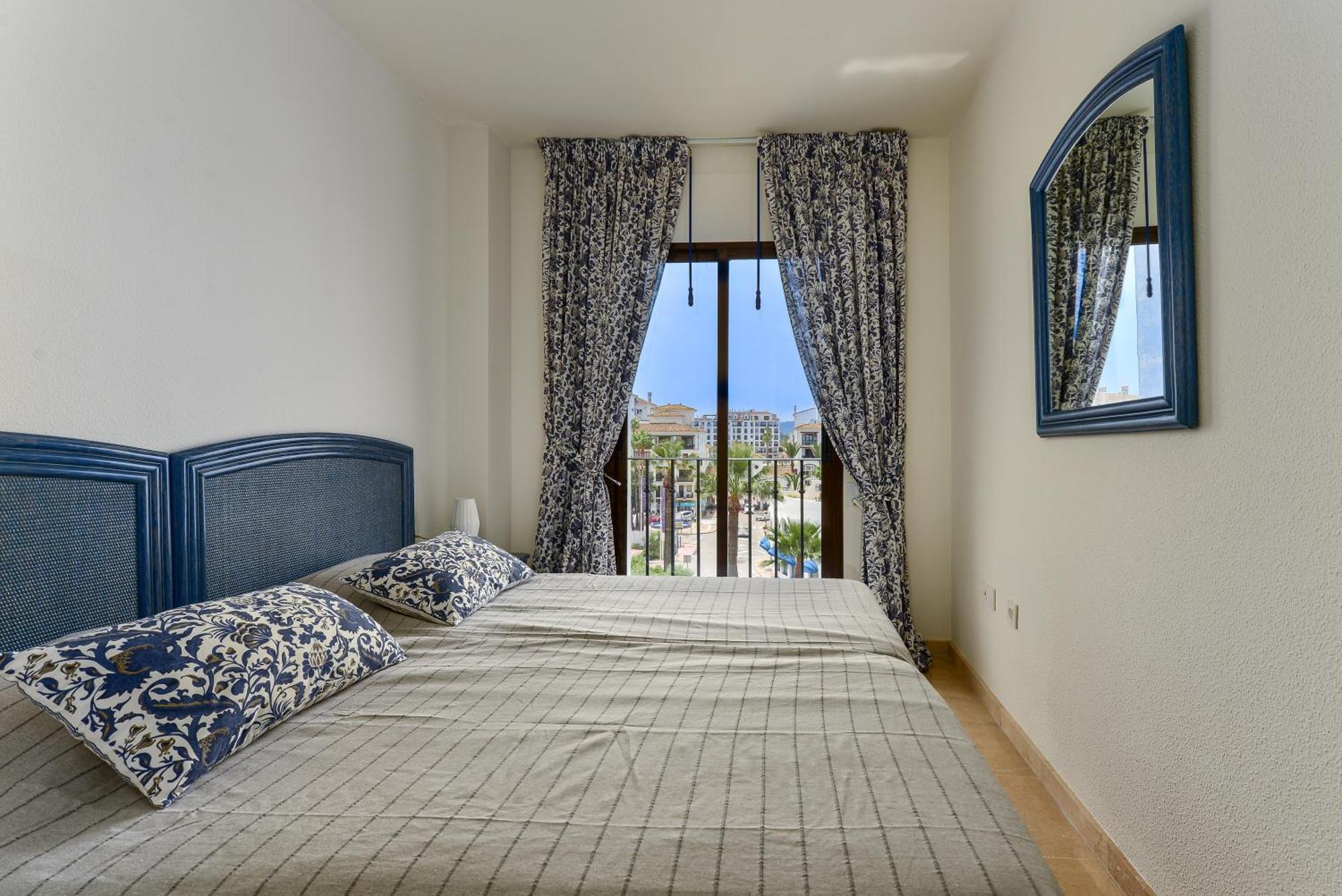 Duquesa Port Retreat Apartment Manilva Luaran gambar