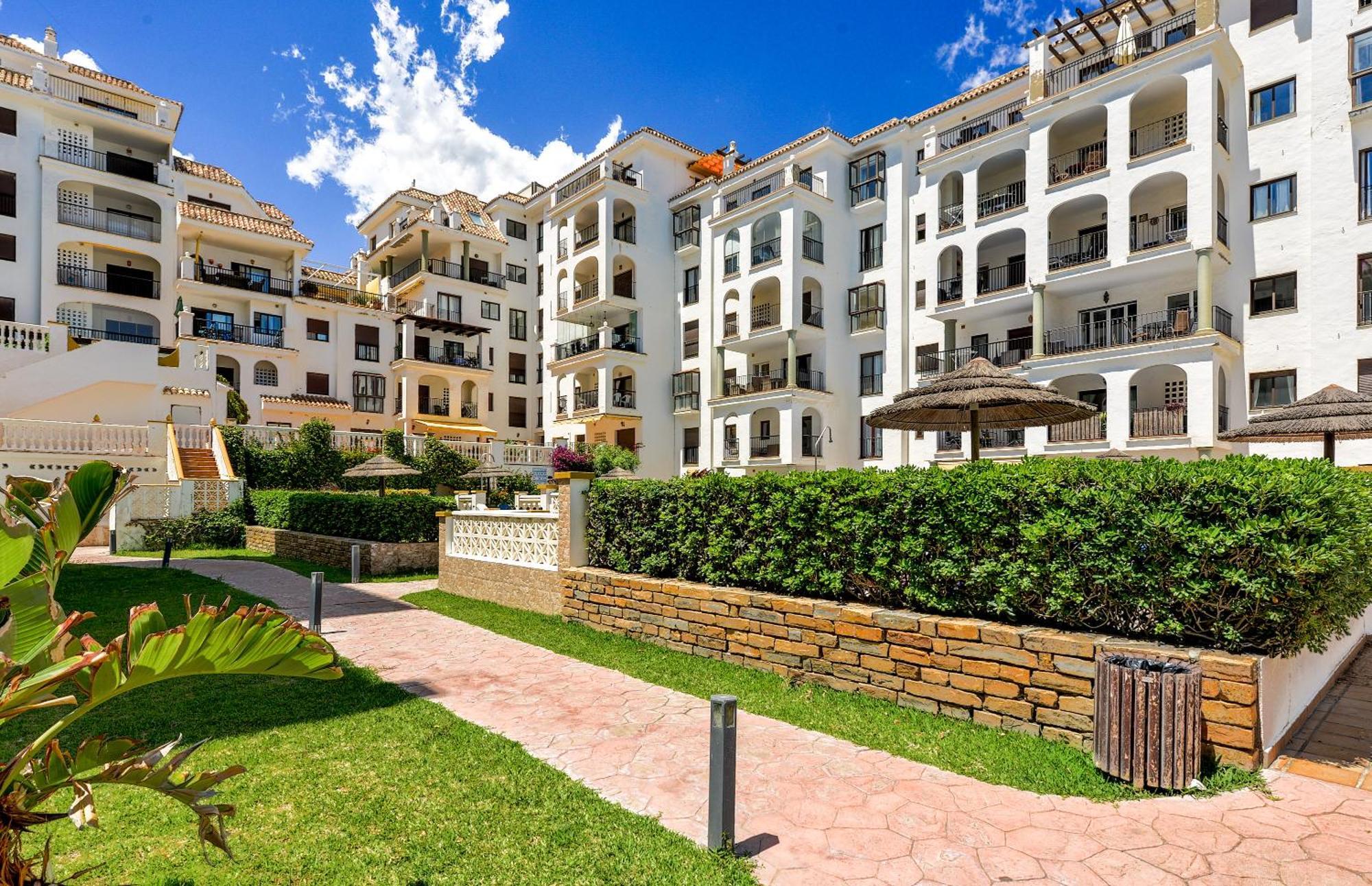 Duquesa Port Retreat Apartment Manilva Luaran gambar